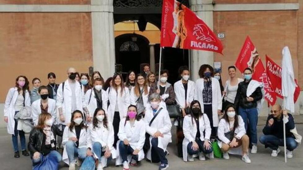 Modena e Sassuolo Contratto scaduto: scioperano i farmacisti delle ex Comunali