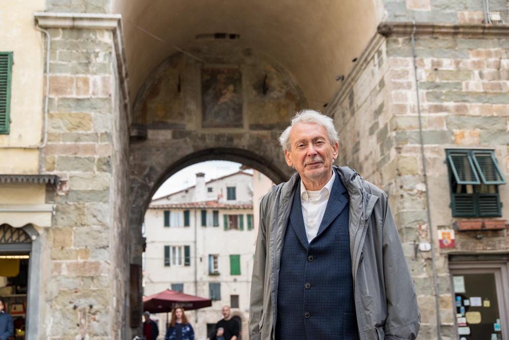 Renzo Cresti in via Fillungo