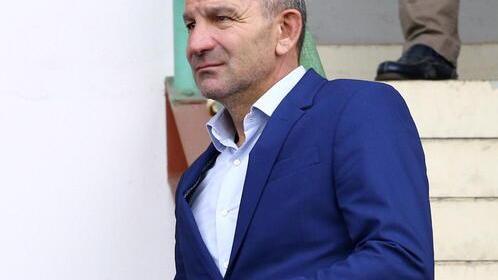 Bruno Russo ieri ha compiuto 56 anni e sogna una finale playoff tra Lucchese e Palermo