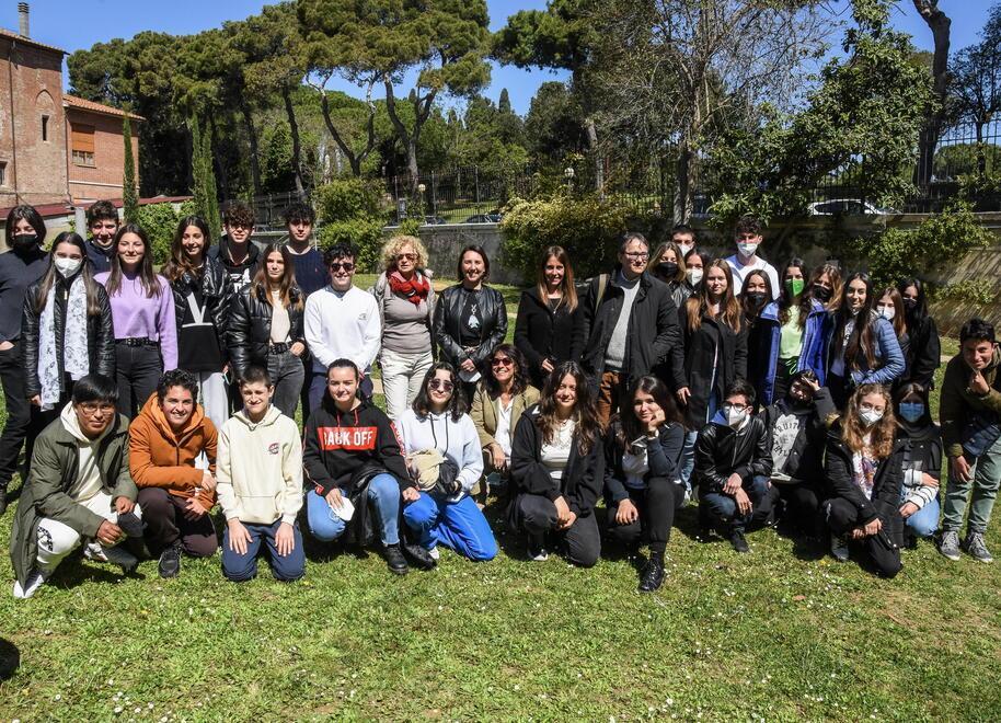 Giovani tra alcol, azzardo e stili di vita sani partecipano 500 studenti, ecco i vincitori