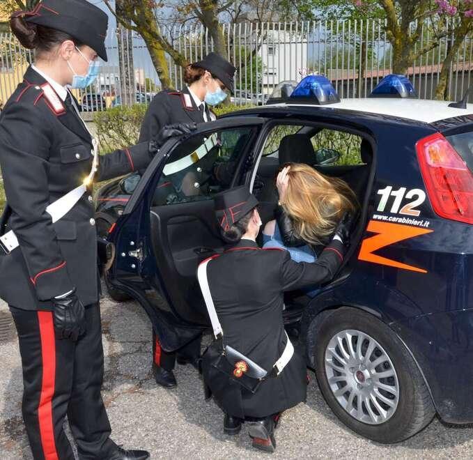 Ferrara, picchiata e sequestrata per una notte dall’ex 