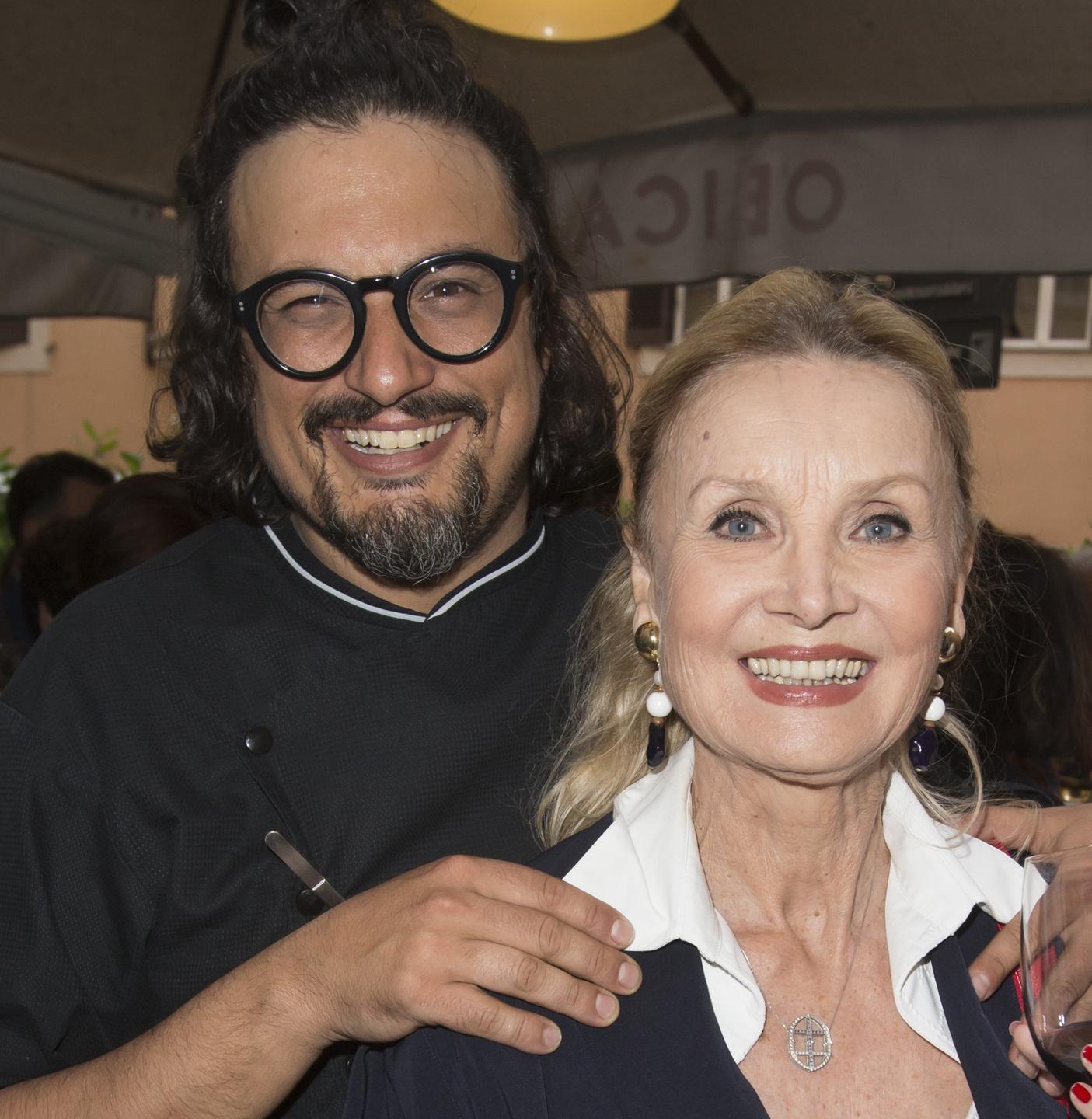 Intervista con Barbara Bouchet: «Musa di Tarantino, icona dei film sexy e disastro ai fornelli» 