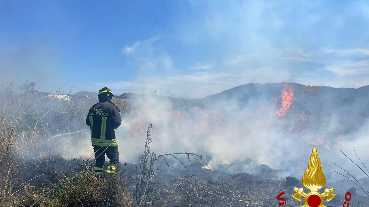 Incendio a Marinella