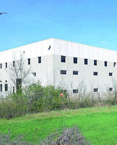 Reggiolo, capannone costruito su inerti: il Riesame dissequestra l’area 