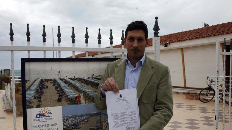 Andrea Bonuccelli: l'imprenditore che ha deciso di offrire un lavoro vero alla donna sottopagata che ha denunciato quanto le è accaduto a Il Tirreno