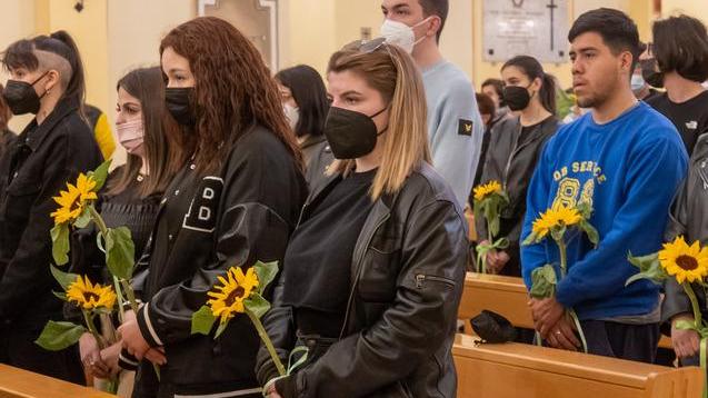 Un abbraccio pieno d’amore per Desire