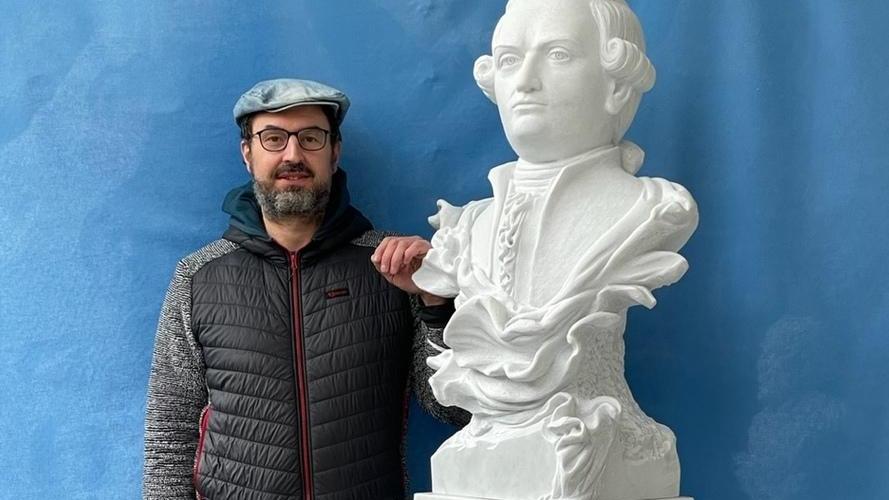 La scultura di De Ranieri, tra Beccaria e i buoni frutti: ecco il simbolo dell’Europa giusta