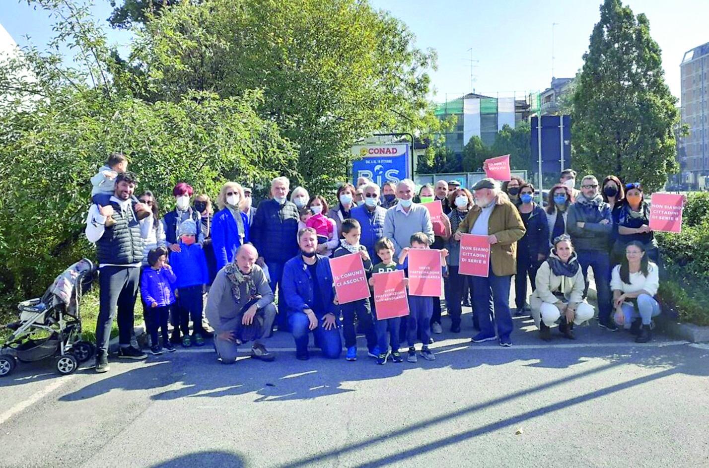 Reggio Emilia. Lavori per l’antenna di via Terrachini. «Il Comune ci ha soltanto presi in giro»