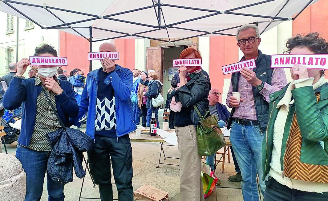 Reggio Emilia, Via Roma Zero boicotta Fotografia Europea