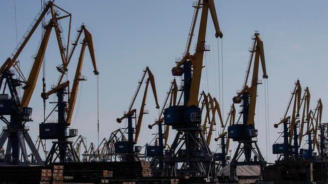 Kiev chiude i porti delle città occupate