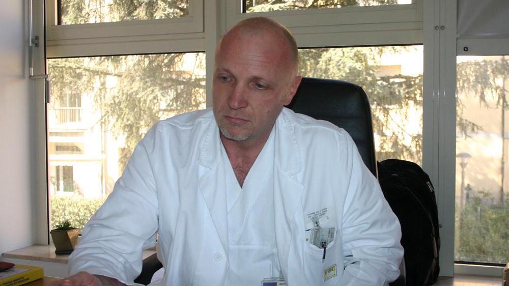 Il dottor Sauro Luchi, primario di Malattie infettive al San Luca di Lucca