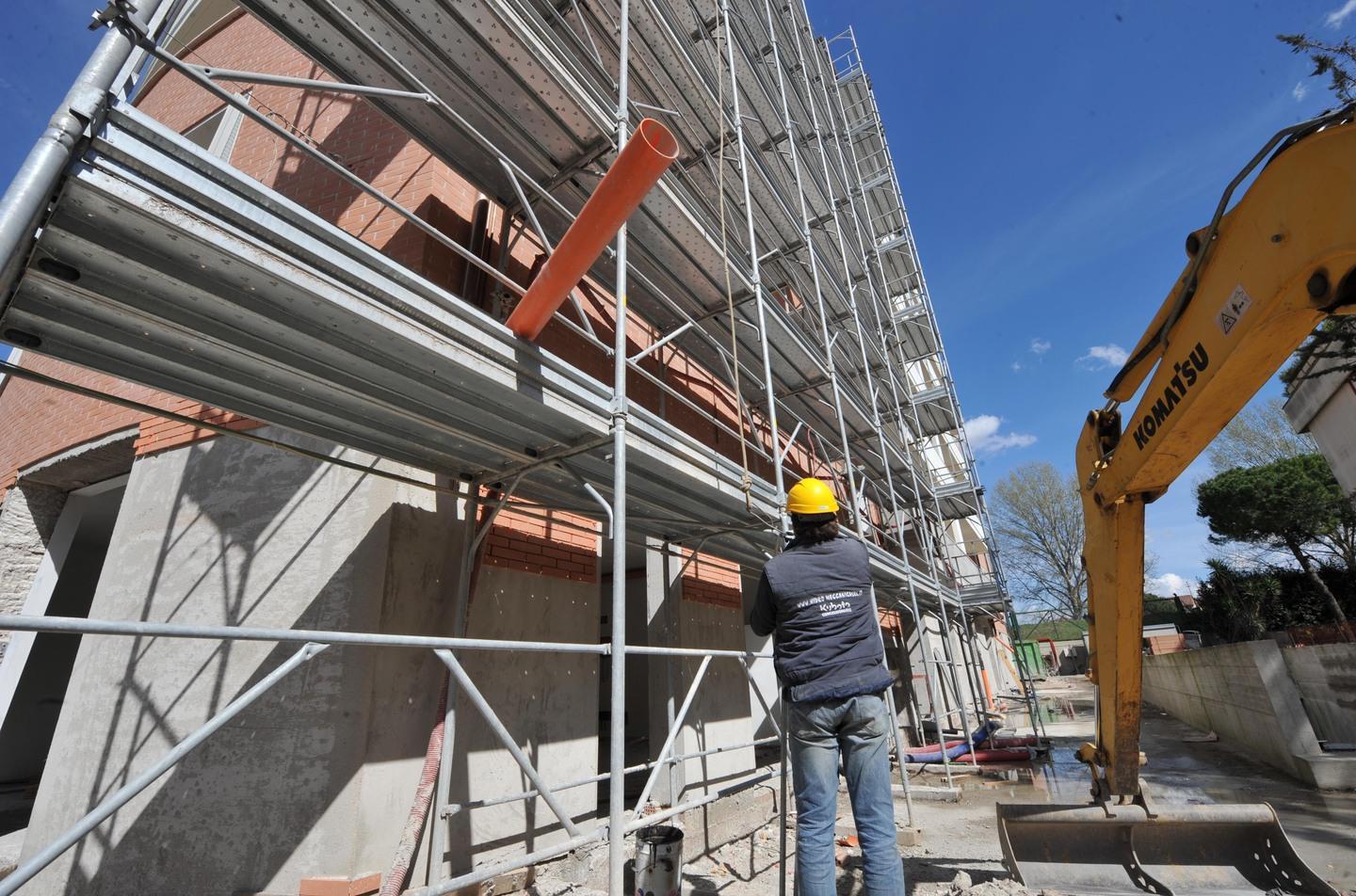 Sos sicurezza, troppi morti sul lavoro: il dolore spegne la festa 