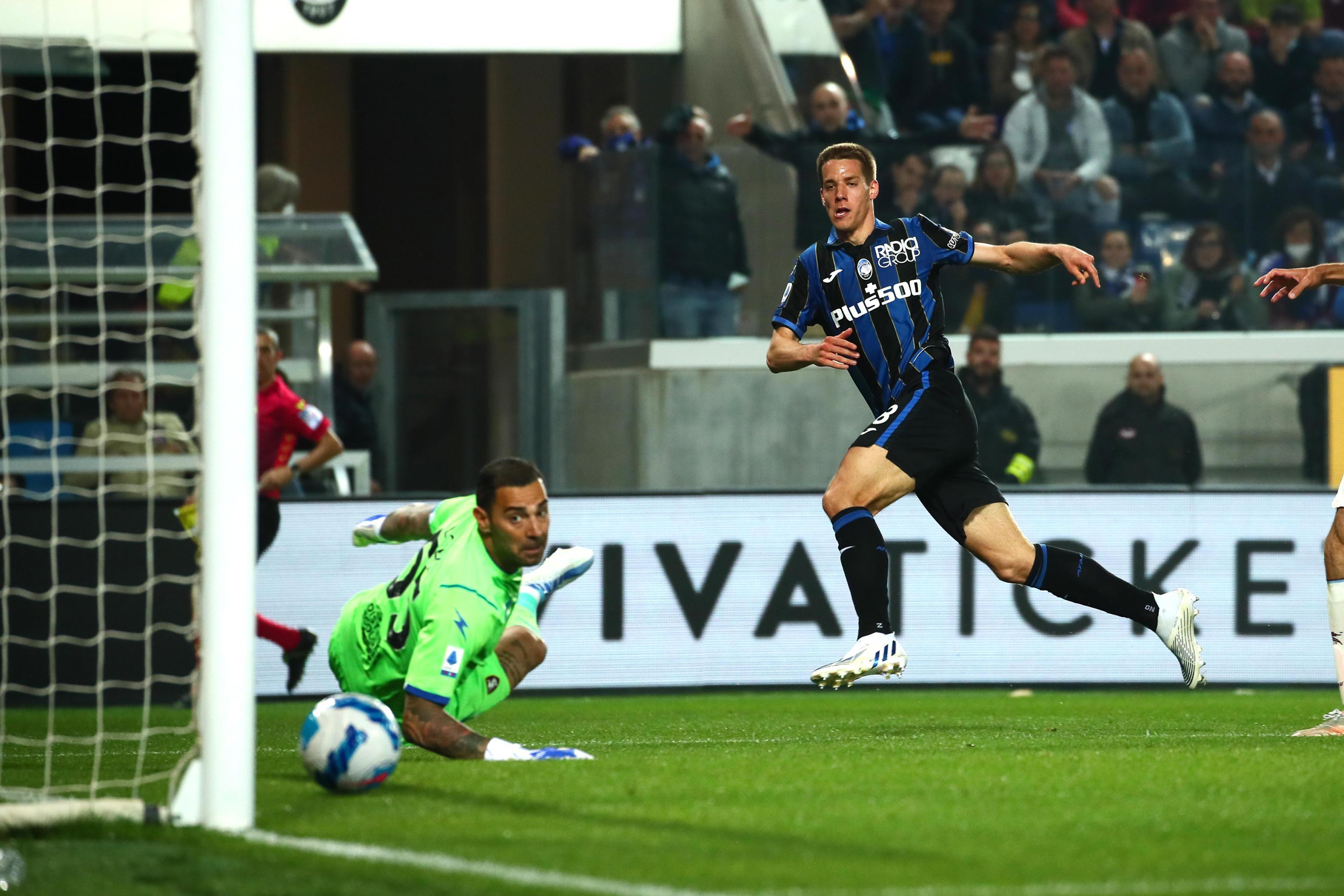 Il gol di Mario Pasalic che ha fissato sull'1-1 la sfida tra Atalanta e Salernitana
