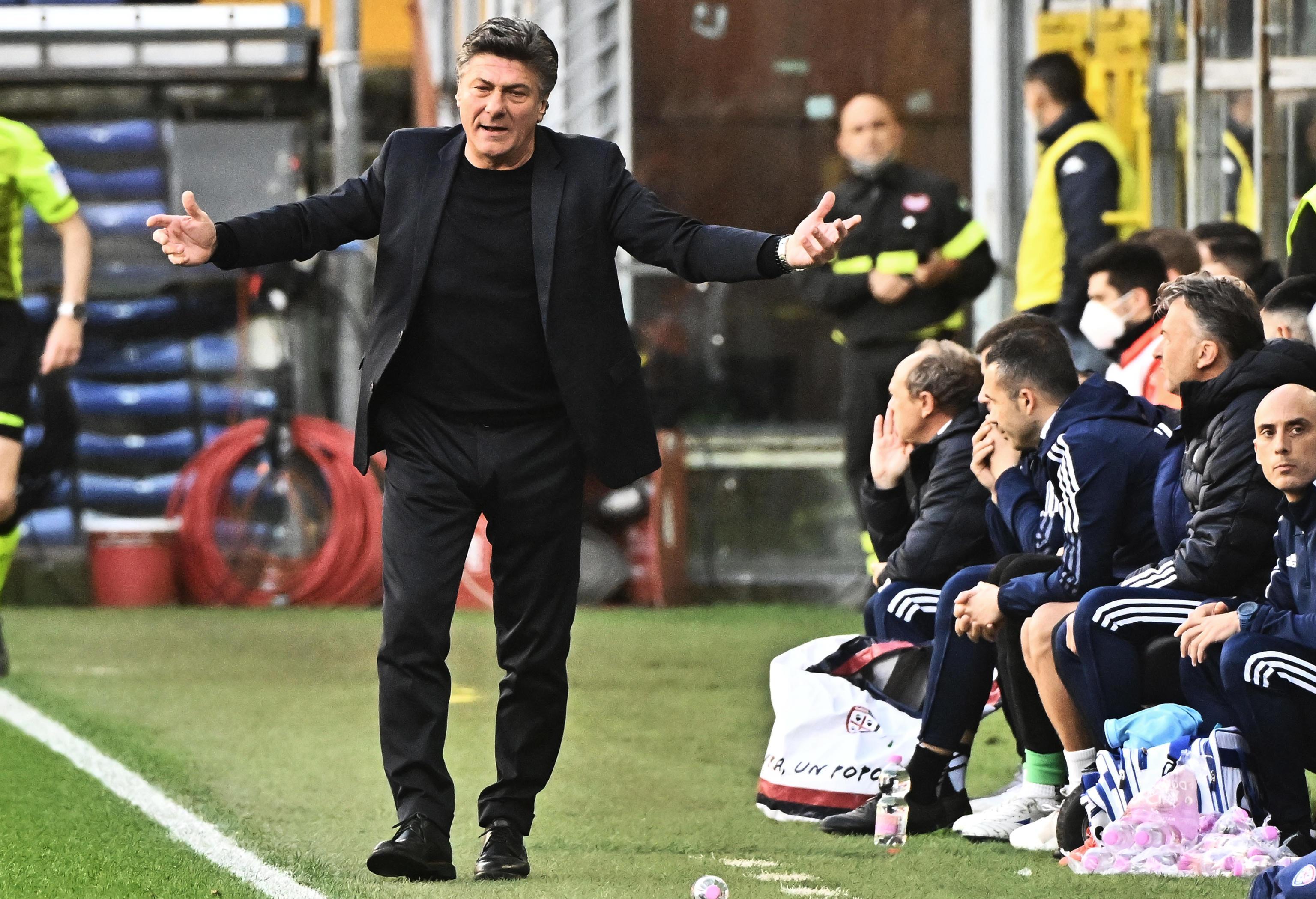 Cagliari, esonerato Mazzarri ora guida Agostini