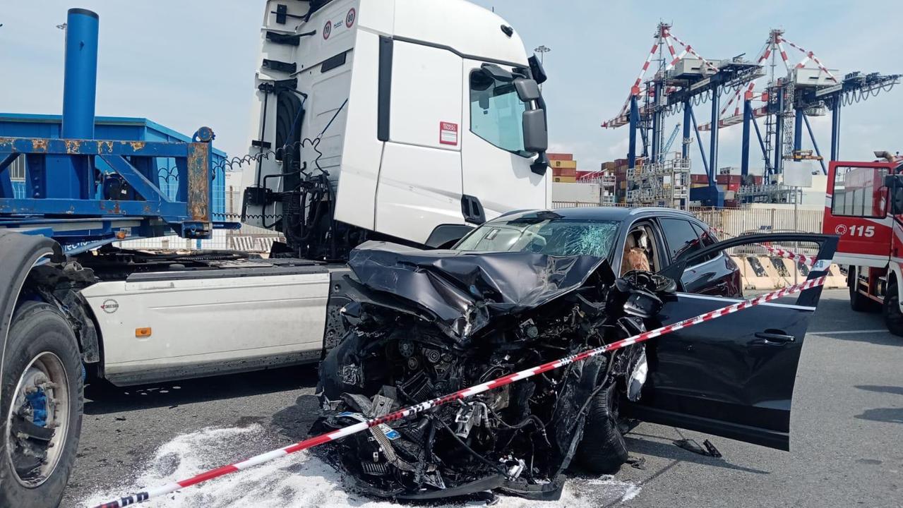 L’incidente stradale avvenuto in Darsena Toscana
