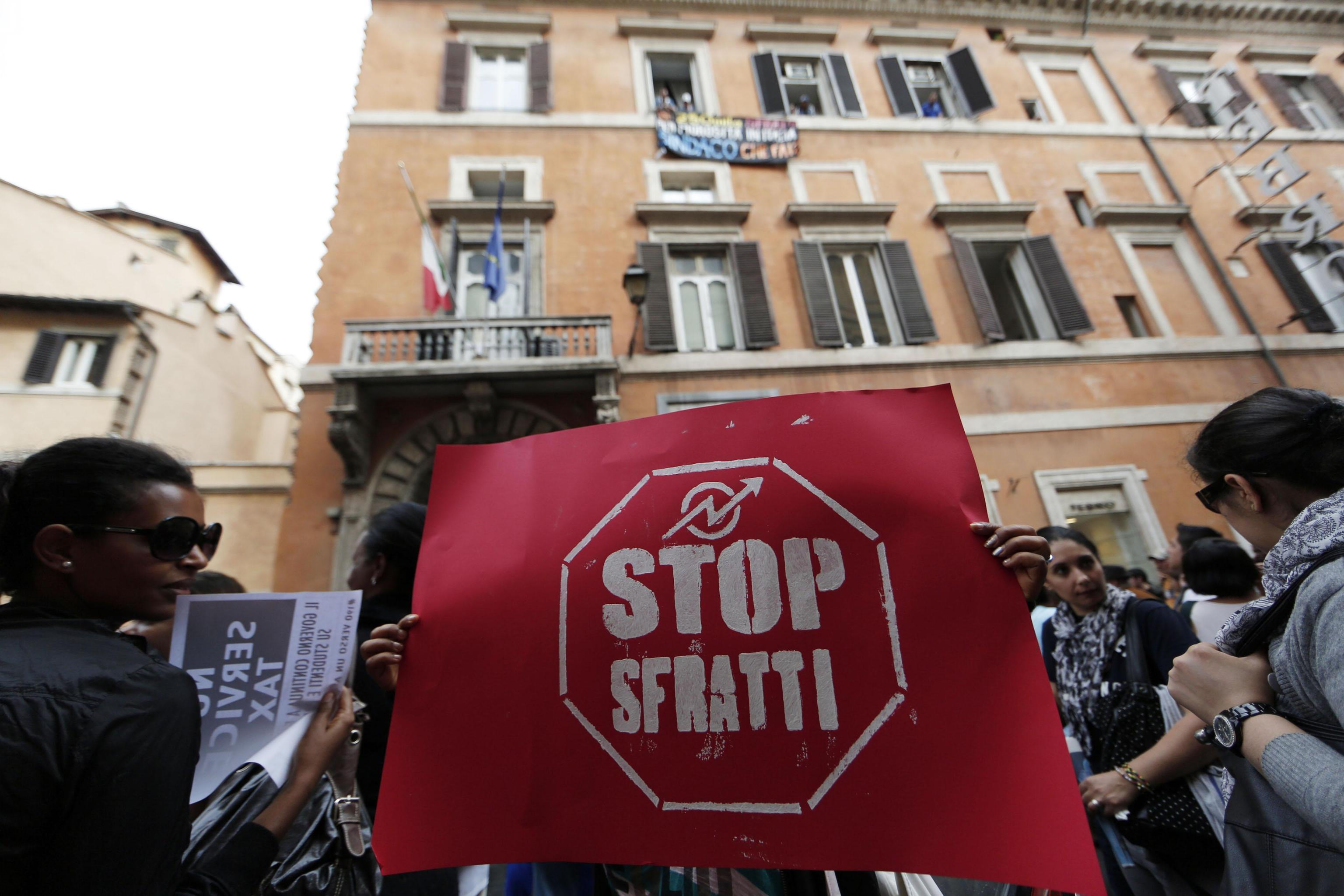 Pisa, ogni 62 ore una famiglia viene sfrattata e intanto ci sono 171 case popolari vuote 