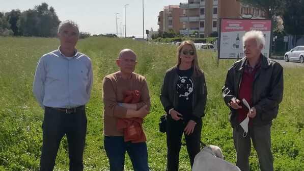 «No al nuovo asilo nell’area verde». Banditella vuole salvare il “pratone”
