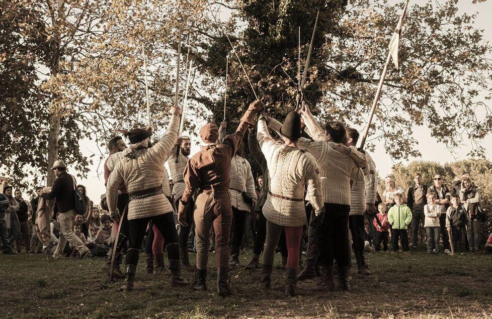 Cavalieri, destrieri, cibo e show: il festival del Medievo è a Livorno