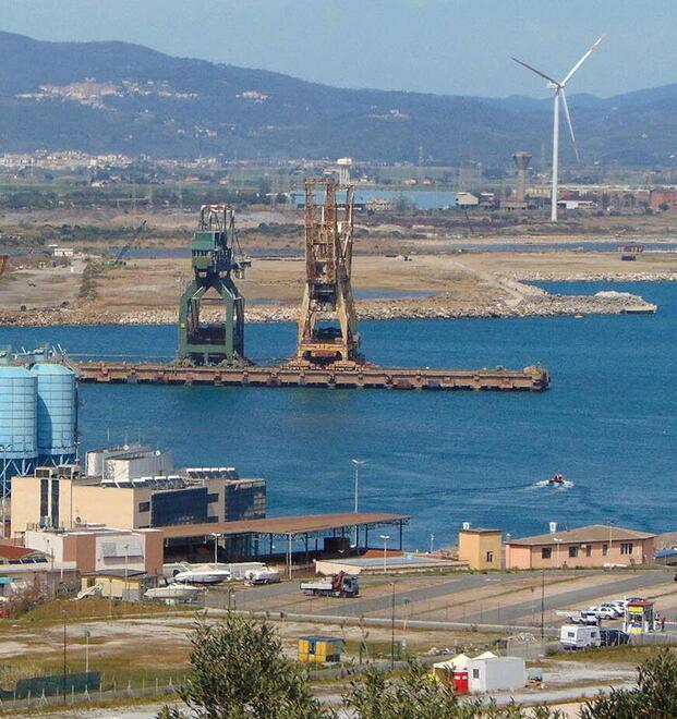Una veduta della nuova area portuale di Piombino (Foto Pabar)