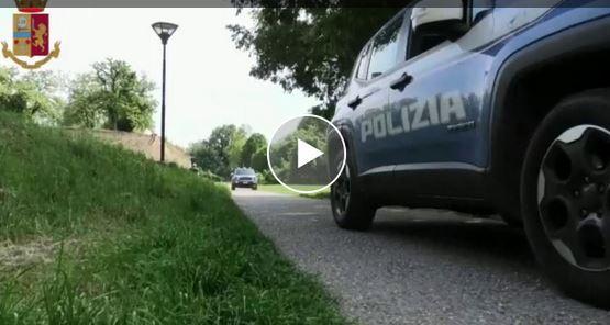 Ferrara, polizia nel Sottomura: arrestati due spacciatori