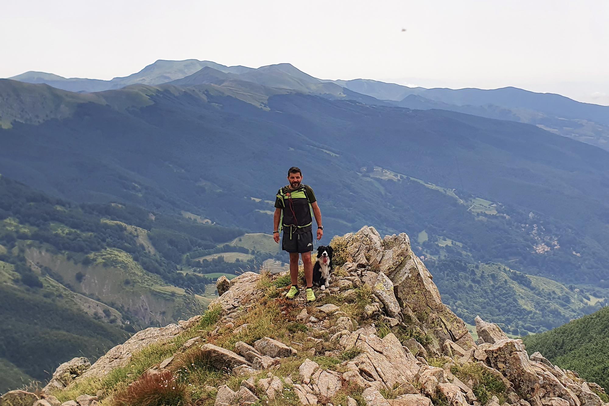 "Vagamonti" al giro di boa: Gianluca e Tosca hanno già fatto quasi mille chilometri a piedi