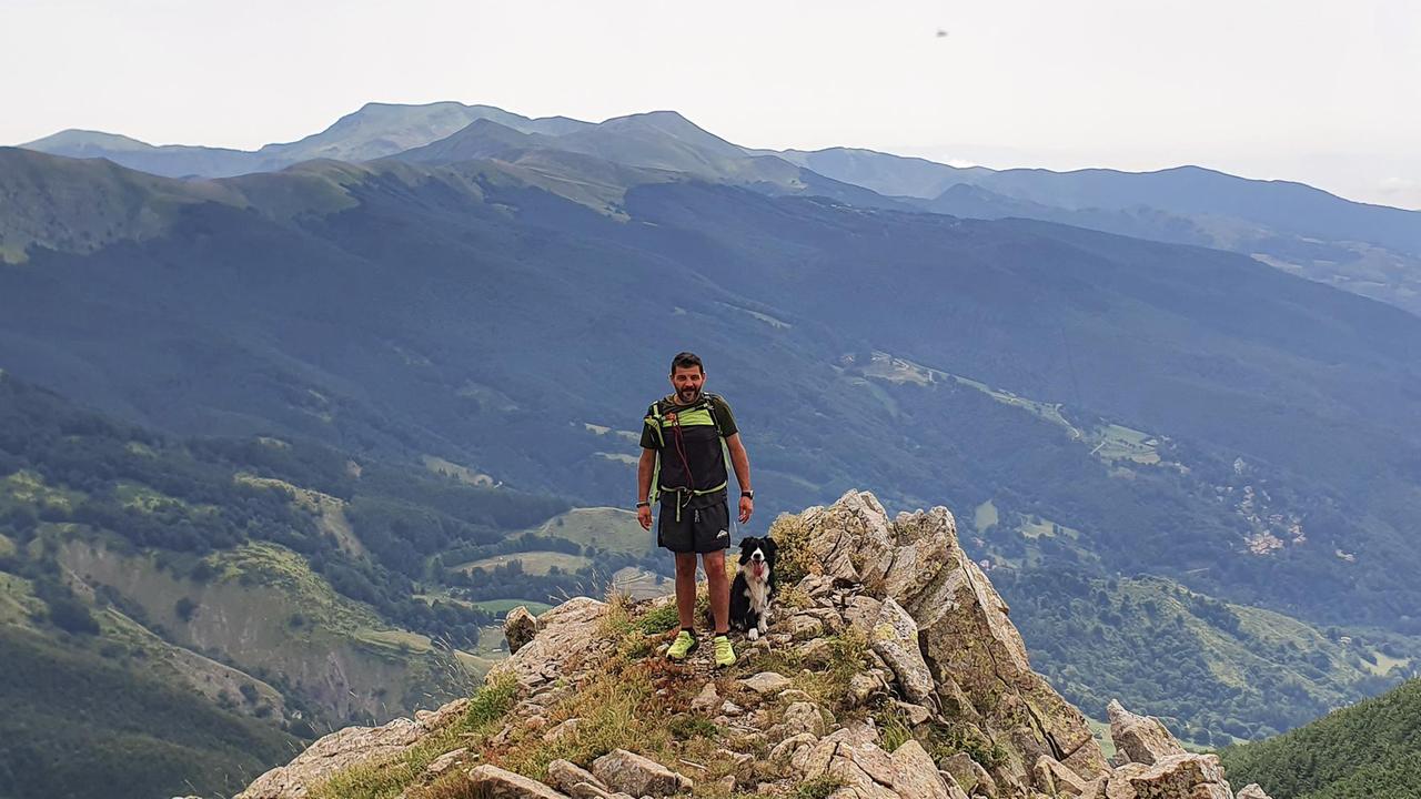 "Vagamonti" al giro di boa: Gianluca e Tosca hanno già fatto quasi mille chilometri a piedi