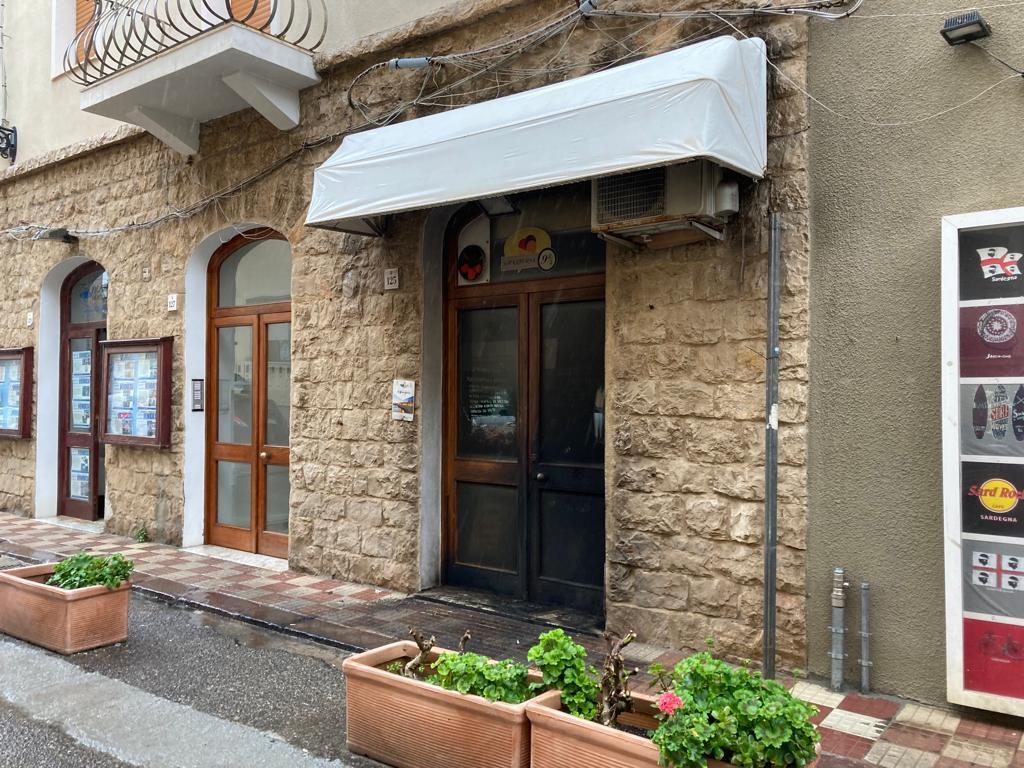 Attentato incendiario contro una gelateria ad Alghero