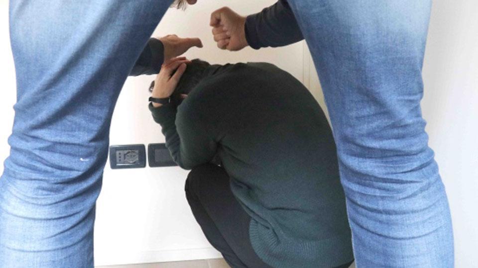 Un’immagine simbolo di violenza in famiglia
