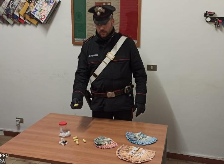 A Rolo trovato con mezzo etto di eroina, arrestato un 33enne