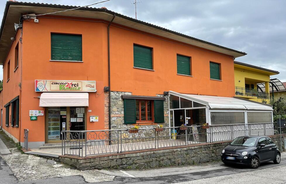 Il circolo Arci di Vangile, teatro del drammatico soccorso di ieri mattina