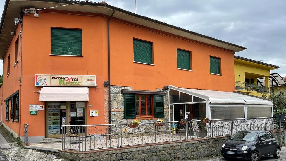 Il circolo Arci di Vangile, teatro del drammatico soccorso di ieri mattina
