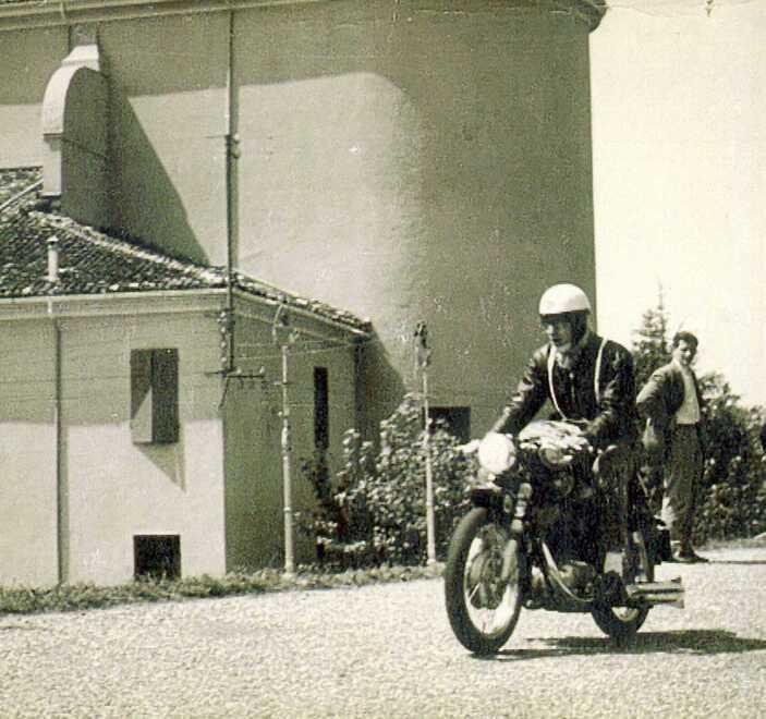 I mitici Amici della Ruggine inaugurano “Boretto in moto” 