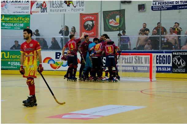 Hockey, Forte rimonta e batte Bassano in gara tre: è semifinale scudetto con Trissino 