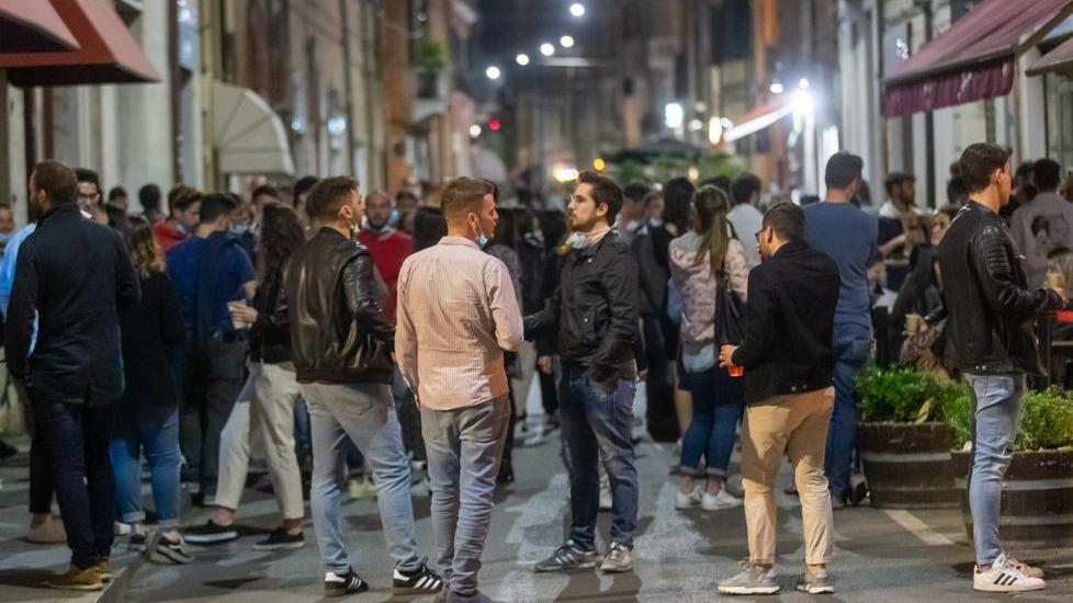 Ferrara, residenti furiosi per la movida: «Questo è un inferno»