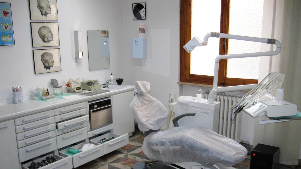 Uno studio dentistico (foto d'archivio)