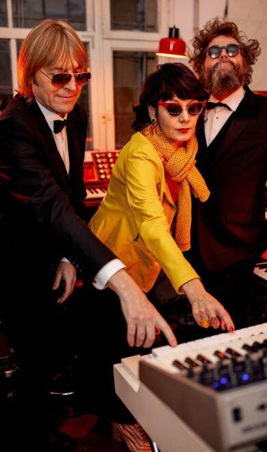 Extraliscio, dalla balera a “Romantic Robot”. «Così suoni invisibili sono diventati reali» 