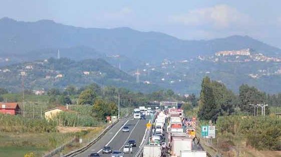 Code in autostrada (foto d'archivio)