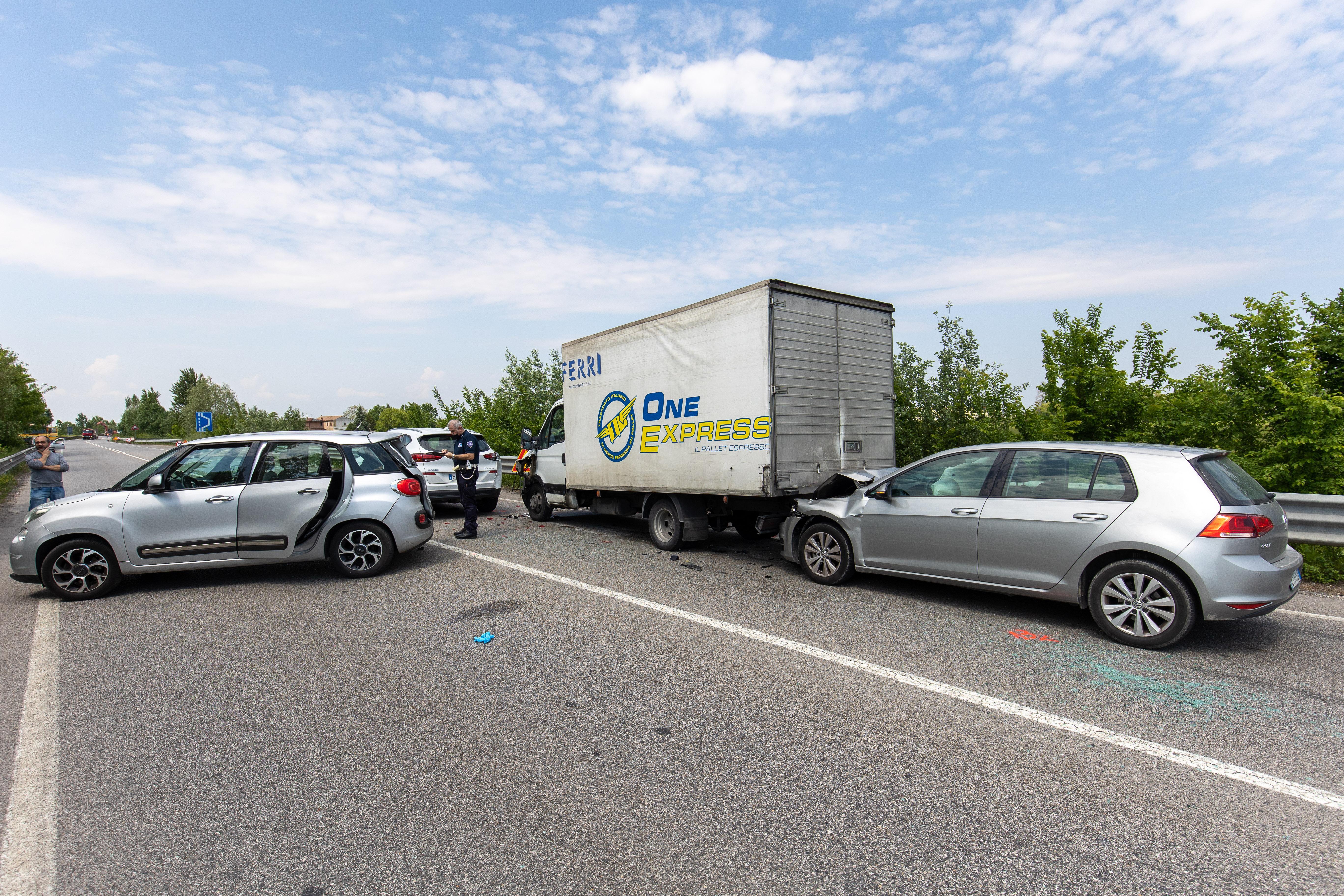 Ferrara: tamponamento sulla tangenziale Ovest