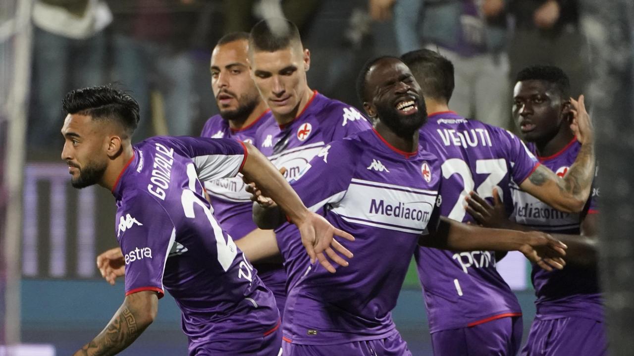 La Fiorentina batte la Roma 2-0 al Franchi (Foto Marco Bucco/LaPresse)