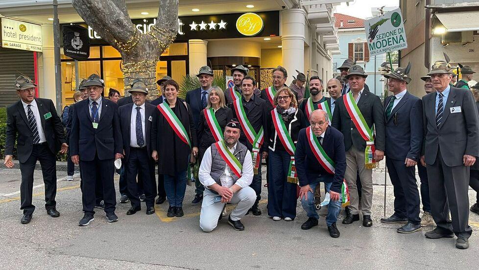 Alpini e sindaci da tutto l'Appennino Modenese per l’adunata nazionale di Rimini 