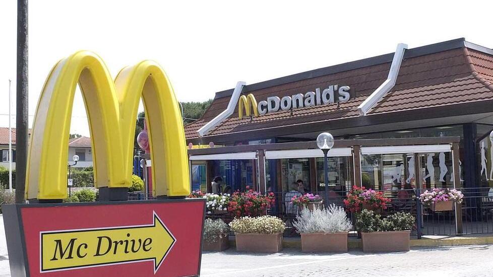 Un ristorante del colosso della distribuzione alimentare fast food Mc Donald’s