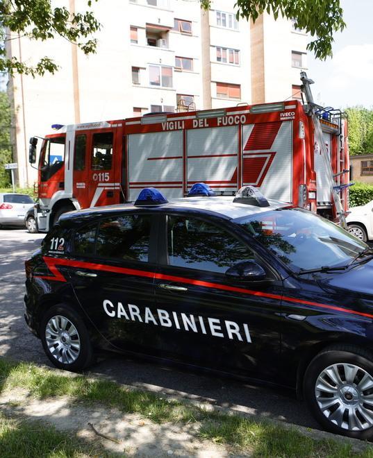 Lo trovano senza vita nella casa, era morto da quattro giorni 