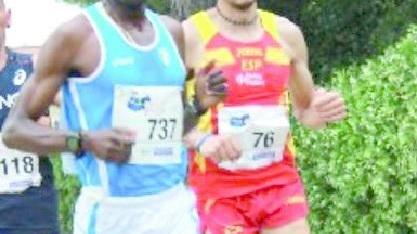 A sinistra Joachim Nshimirimana, una delle “star” dei master