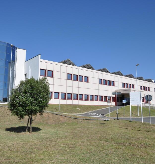 L’esterno dell’ospedale di Cecina
