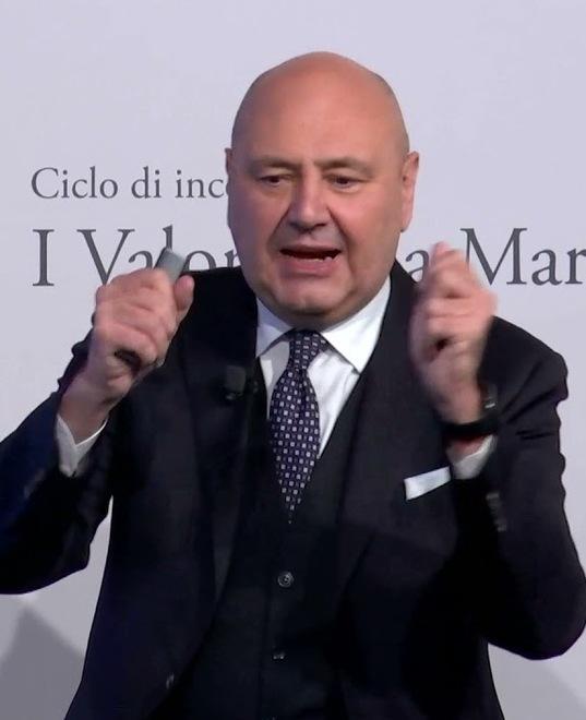 Il risparmio in provincia. «Modenesi, è un grave errore tenere i soldi sotto il materasso» 