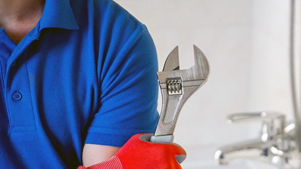 Il triste primato di Modena: i lavoratori abusivi sono 9.600