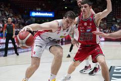 Justin Johnson in azione in Gara 2