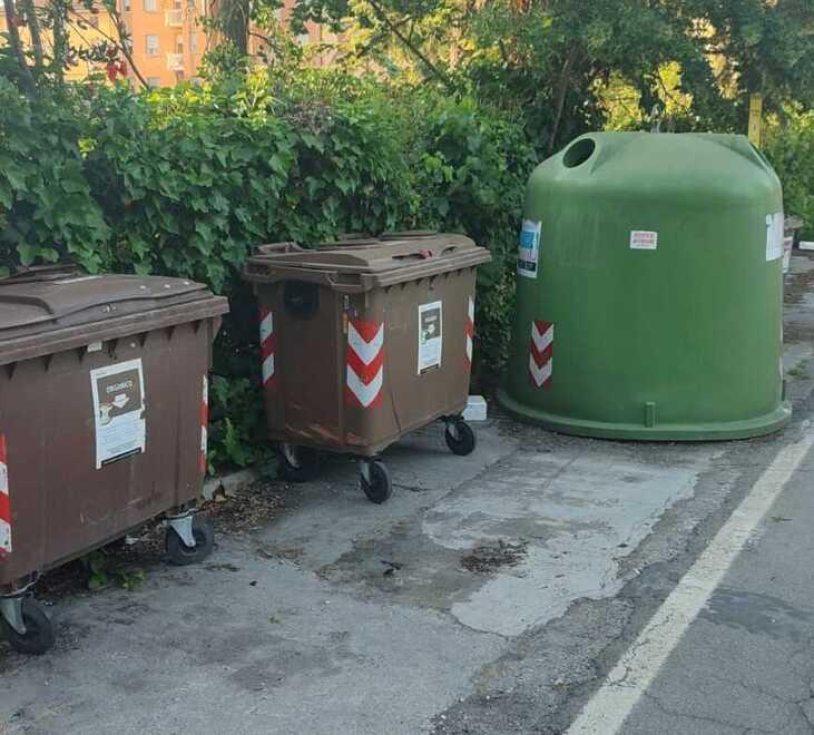 «Raccolta rifiuti, lavoratori pagati 300 euro in meno»