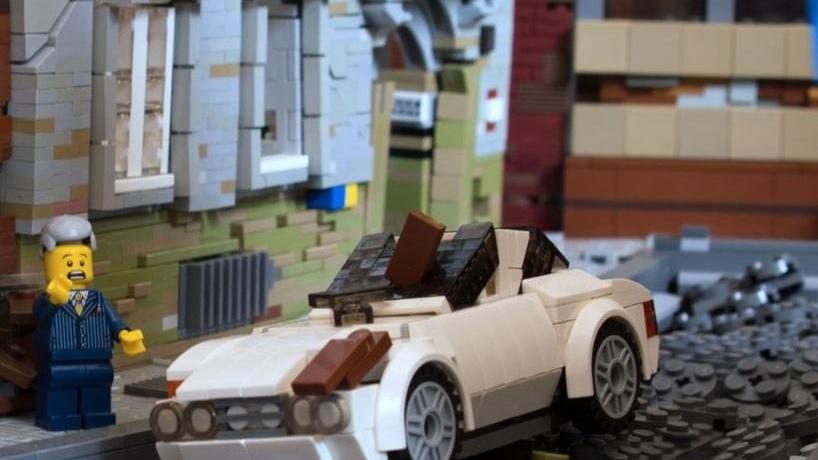 Medolla. Ricostruzione spiegata con i Lego ma prima c’è lo show di Paolo Belli