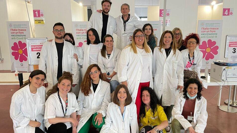 Ferrara, vaccini: i 450 giorni in prima linea all'hub